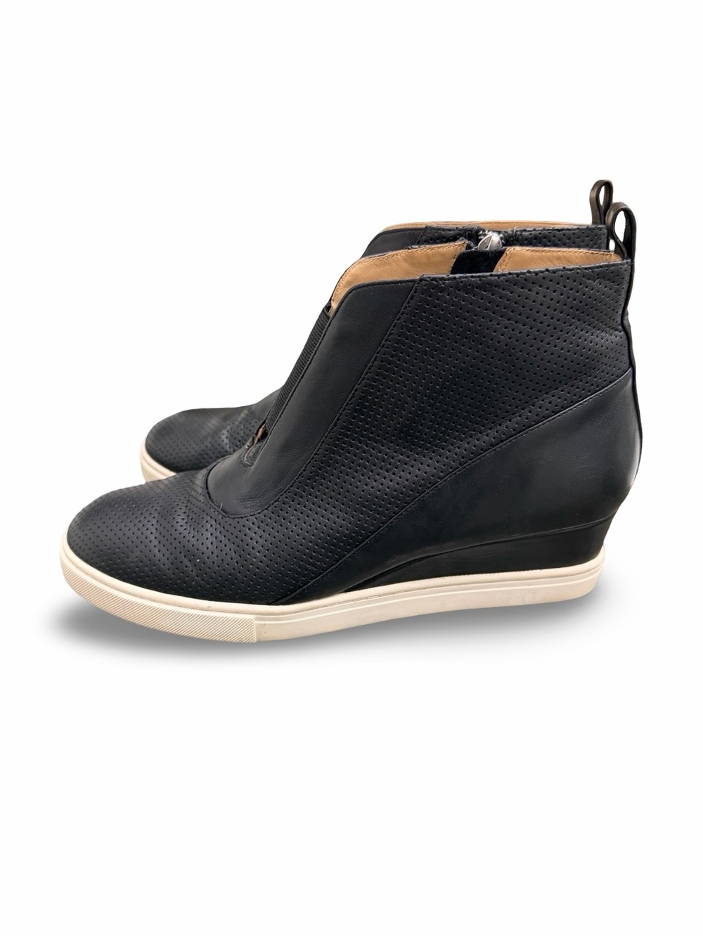 Linea Paolo Anna Black Wedge Sneaker Bootie Size 8 - Picture 4 of 11